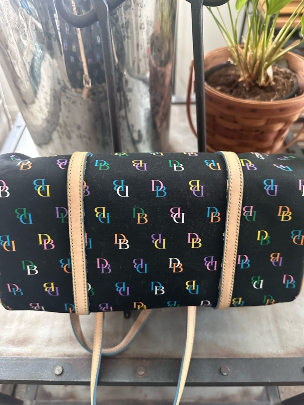 Dooney & Bourke Y2K Black Multicolor DB Logo Barrel Shoulder Bag - Picture 3 of 12